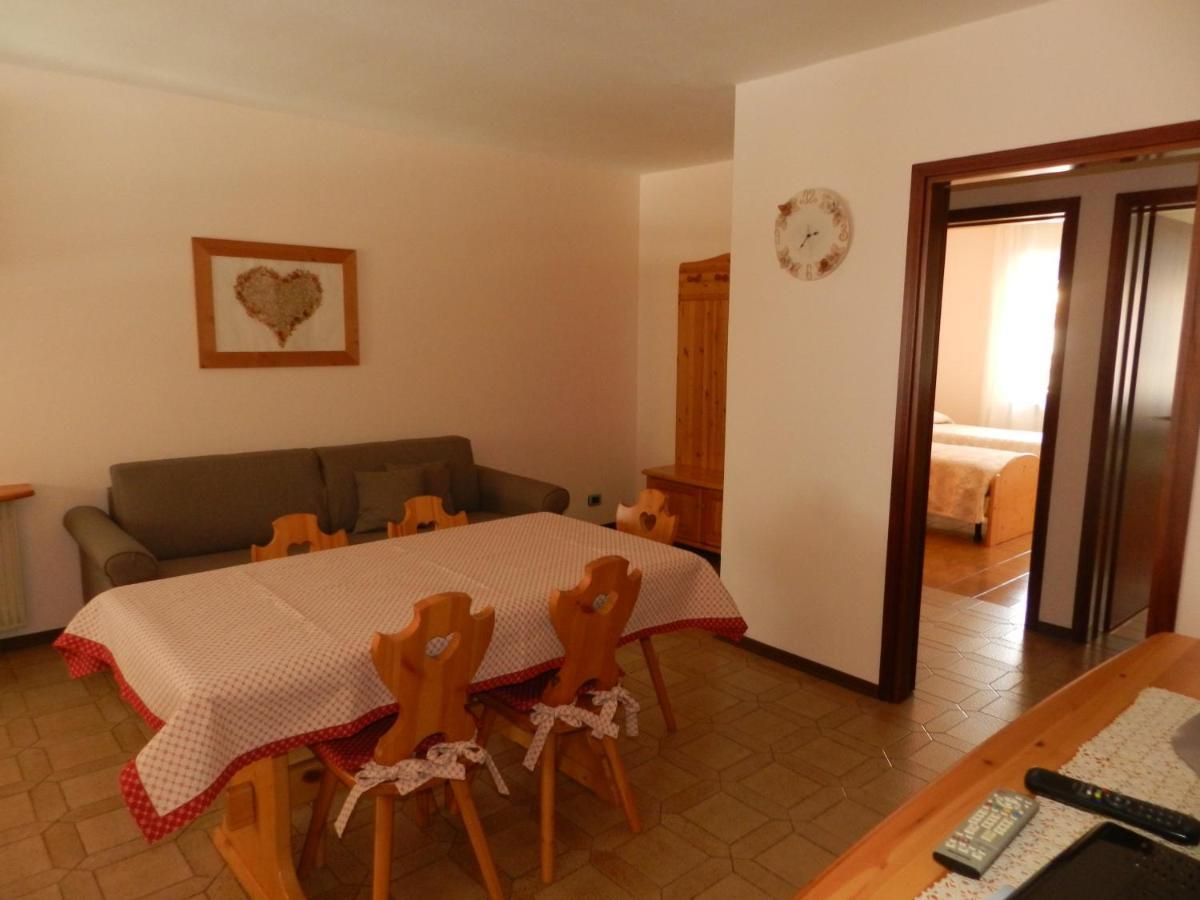 Residenza La Ciasa Aparthotel Claut Luaran gambar