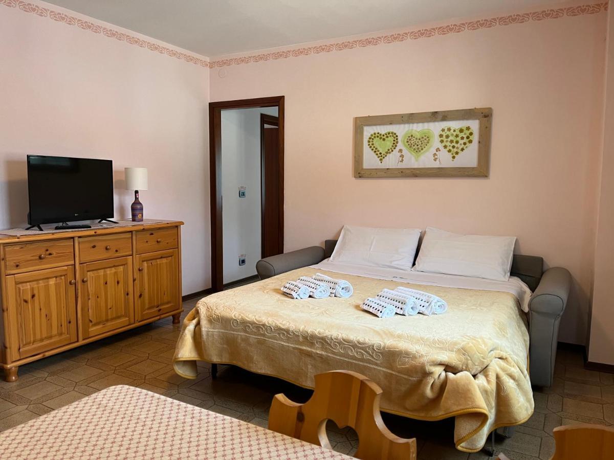 Residenza La Ciasa Aparthotel Claut Luaran gambar