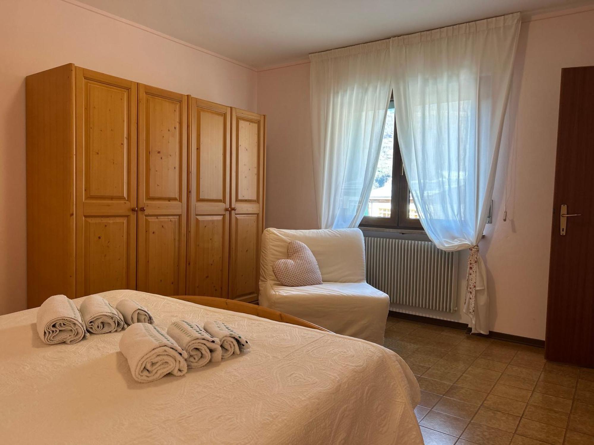 Residenza La Ciasa Aparthotel Claut Luaran gambar